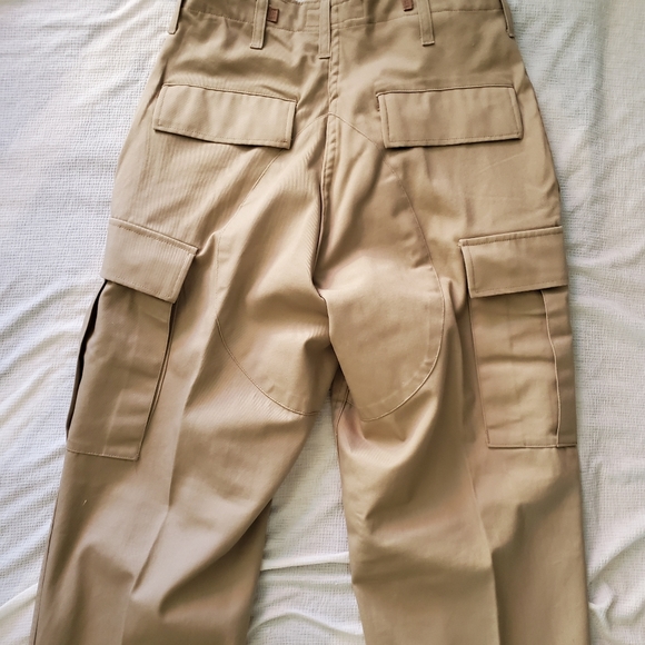 ***3/$30*** Like New Men's Propper Tactical Khakis - Picture 3 of 9